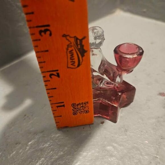 L E Smith Cranberry Glass Angel Candlestick Candle Holders Set of 2 2.5"x 2" - Picture 4 of 5